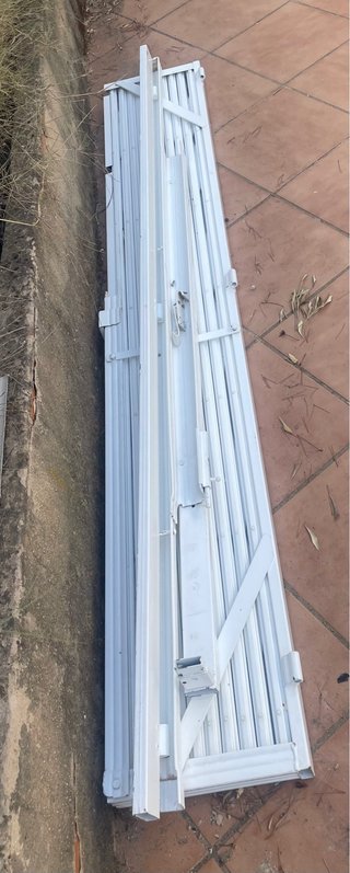 Reja ballesta blanca