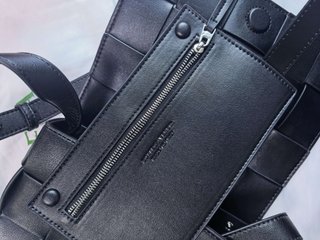 Bolsa Bottega Veneta Cassette Negra