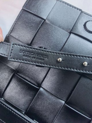 Bolsa Bottega Veneta Cassette Negra