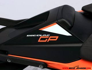 KTM 890 DUKE GP
