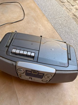 Minicadena Sony CD/Radio/casette