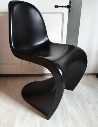 Silla estilo Panton Negra Plástico