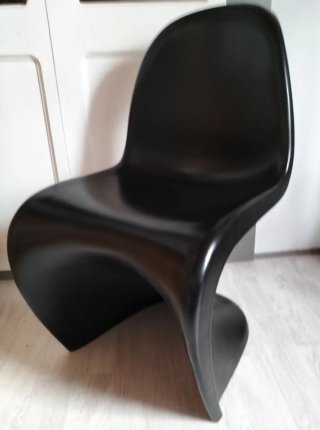 Silla estilo Panton Negra Plástico
