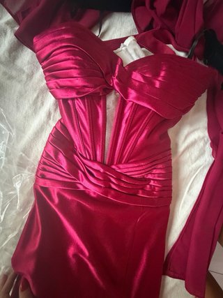 Abito da cerimonia rosso