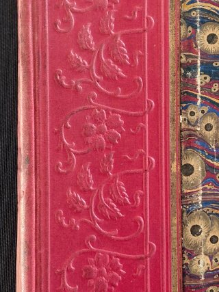 Libro de coleccionista de 1900, portada artistica.