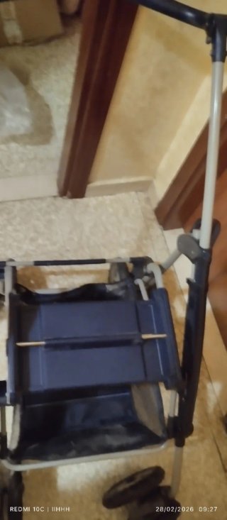 Carrozzino Peg Perego a scacchi