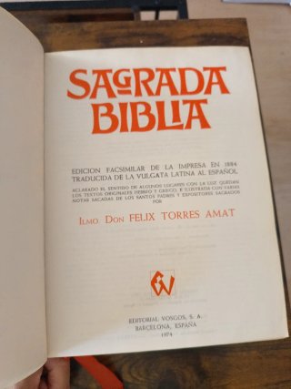 Biblia con filo pan de oro, editorial Vosgos 1974