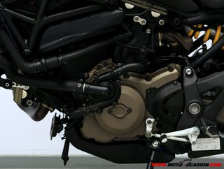 DUCATI MONSTER 821 DARK