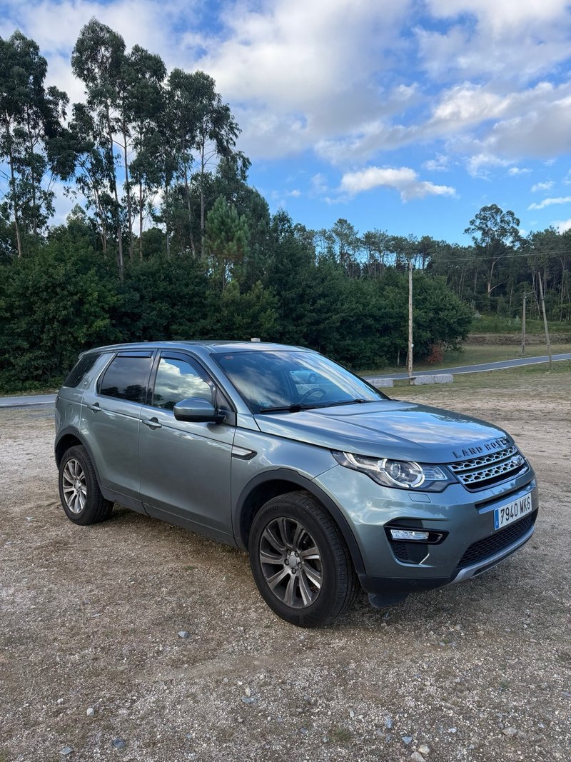 Land Rover Discovery Sport - foto 1