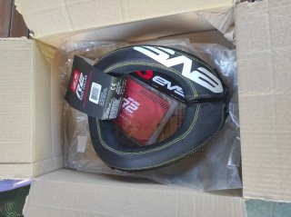 EVS R2 Race Collar Protector Cuello ADULTO