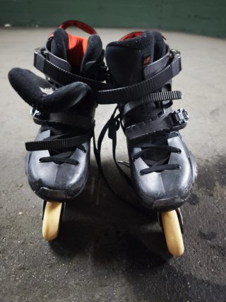 Patines en línea Powerslide. Talla 41