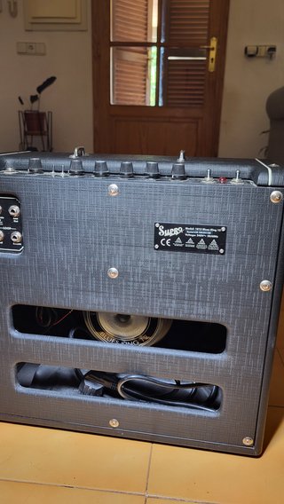 Amplificador guitarra válvula Supro Blues King 12