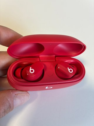 Beats Studio Buds Rossi