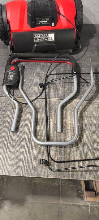 Cortacésped inalámbrico Einhell GE-HM 18/38