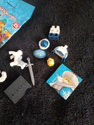 Lego Minifiguras Serie 22 - Guerrero de Nieve
