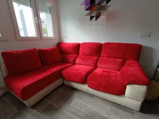 Sofá Chaiselonge Rojo.