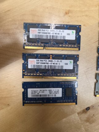2GB DDR3 SODIMM RAM Hynix Kingston