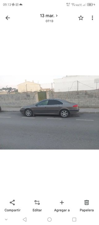 Peugeot 607 2004