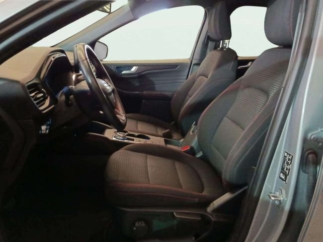 Ford Kuga 2022, foto 9