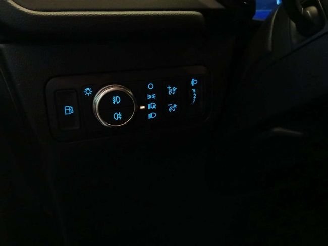 Ford Kuga 2022, foto 17
