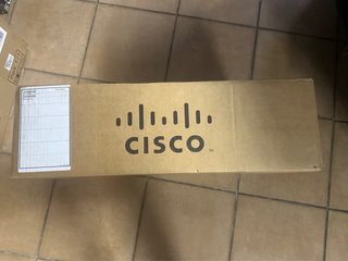 Switch Cisco C9200L-24T-4X-E