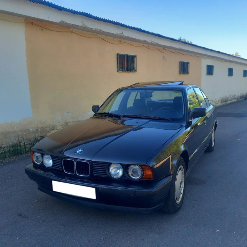 BMW Serie 5 1989 - foto 1
