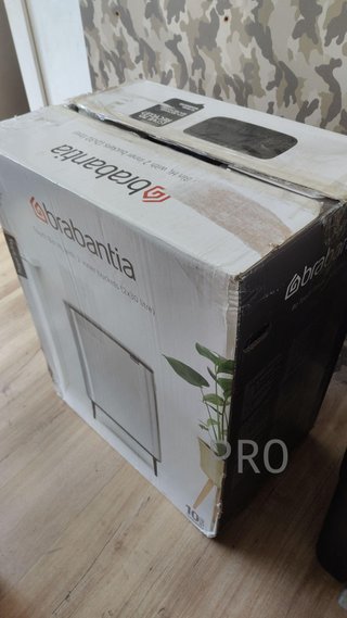 Cubo de basura con patas 2 x 30L