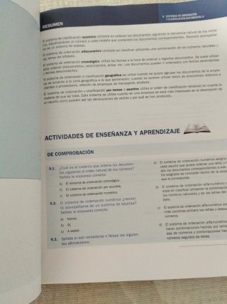 Comunicación Empresarial y Atención al Cliente