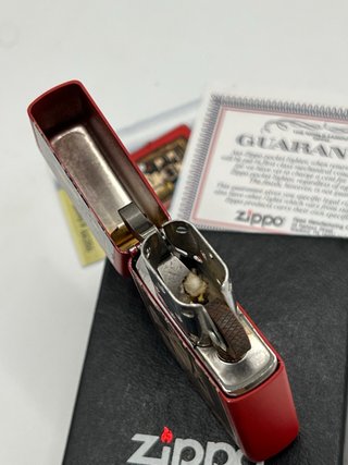 Zippo Rosso Opaco 2011 Scatola Design Vintage Ufficiale