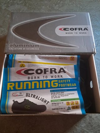 Zapatos de seguridad COFRA BRUSONI S1PS FO SR Tall