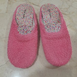 Lote 2+1 zapatillas de estar por casa