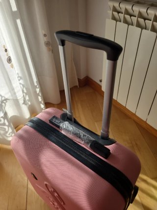 Maleta de cabina con candado y 4 ruedas