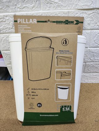 Cubo basura compacto y colgante Brunner