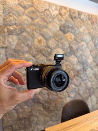 Canon EOS M100 Cámara Digital