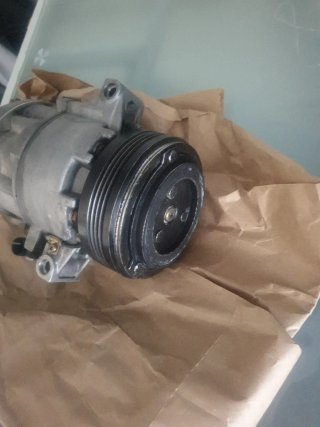Compresor BMW 320d E46 64529145353