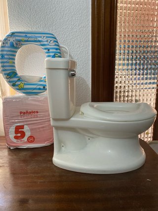 Lote: orinal water sin musical, Adaptador y Pañal
