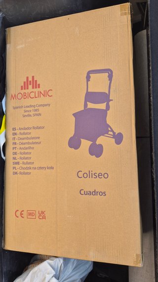 Andador Plegable MOBICLINIC con asiento
