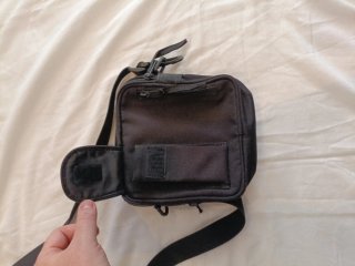 Bolso bandolera Carhartt negro