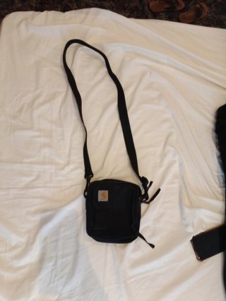 Bolso bandolera Carhartt negro