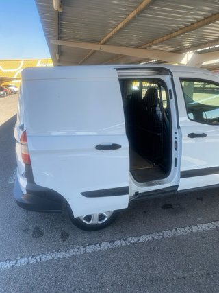 Ford Transit Courier 2018