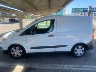 Ford Transit Courier 2018