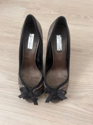 Zapatos tacón Zara