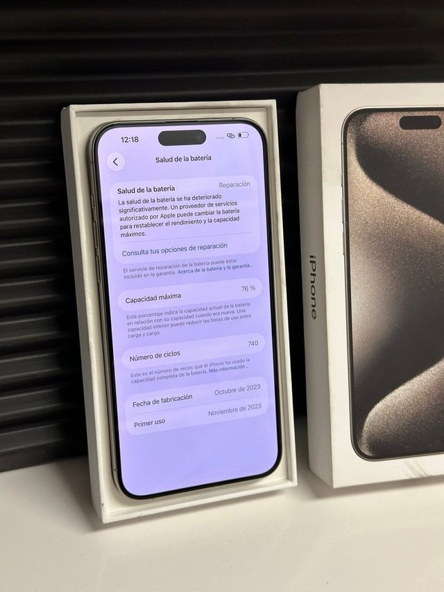 iPhone 15 Pro Max 512 Gris Impecable