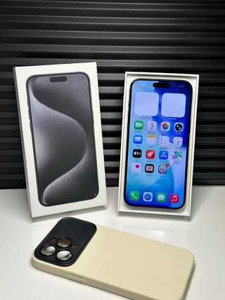 iPhone 15 Pro Max 512GB Negro/Gris