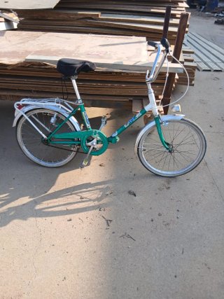 Bicicleta BH plegable verde