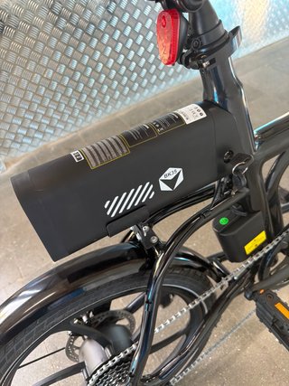 Bicicleta Eléctrica Plegable Blanca hitway bk 5s