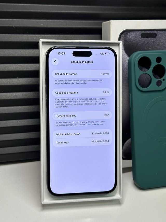 iPhone 15 Pro Max 1TB Verde Impecable