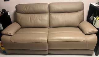 Sofá de piel beige 2 plazas ( regulable eléctrico)