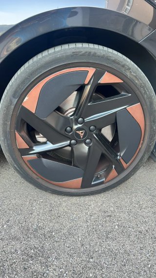 CUPRA Born 2022