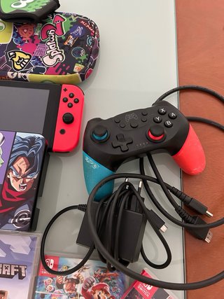 Nintendo Switch + 6 juegos + mando Pro